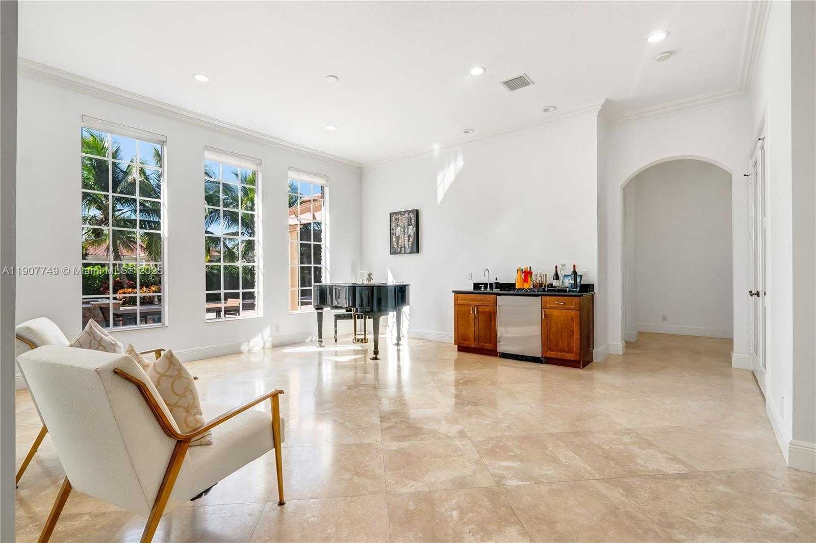 Small Image of 12008 NORTH WEST 69TH CT #12008, Parkland Number 48