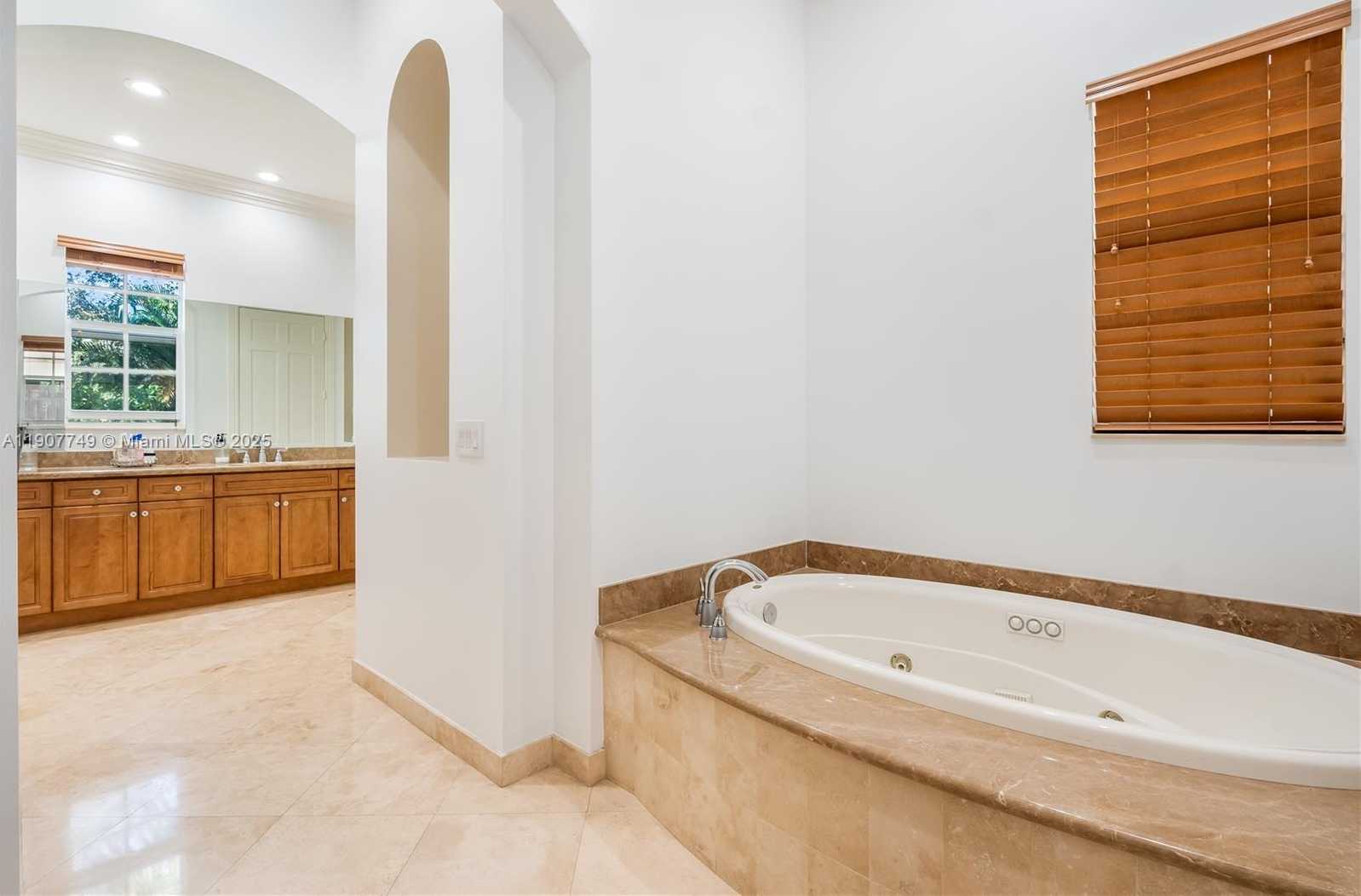 Small Image of 12008 NORTH WEST 69TH CT #12008, Parkland Number 65