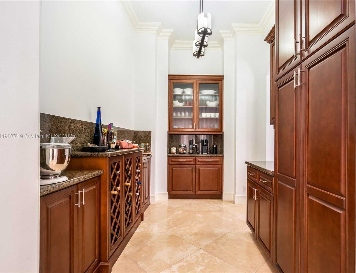 Small Image of 12008 NORTH WEST 69TH CT #12008, Parkland Number 69