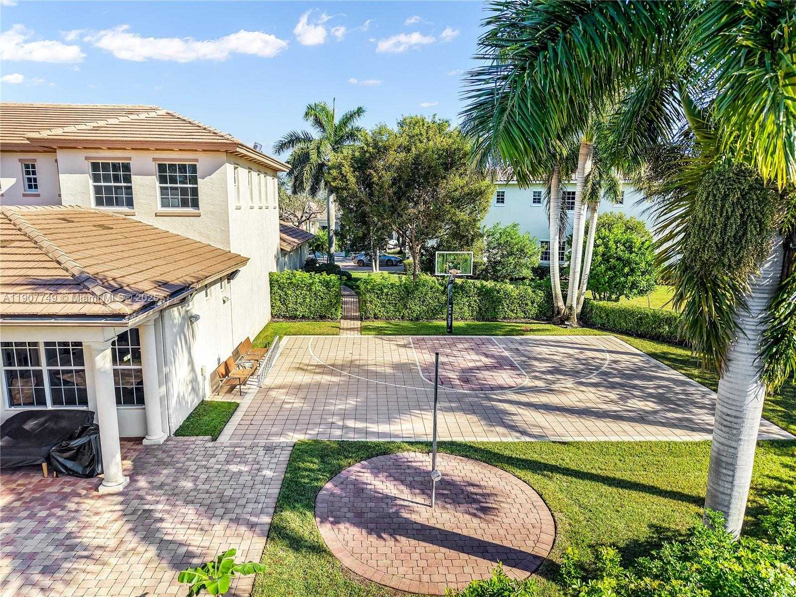 Small Image of 12008 NORTH WEST 69TH CT #12008, Parkland Number 7