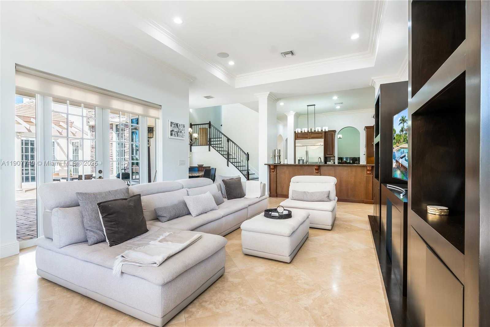 Small Image of 12008 NORTH WEST 69TH CT #12008, Parkland Number 84