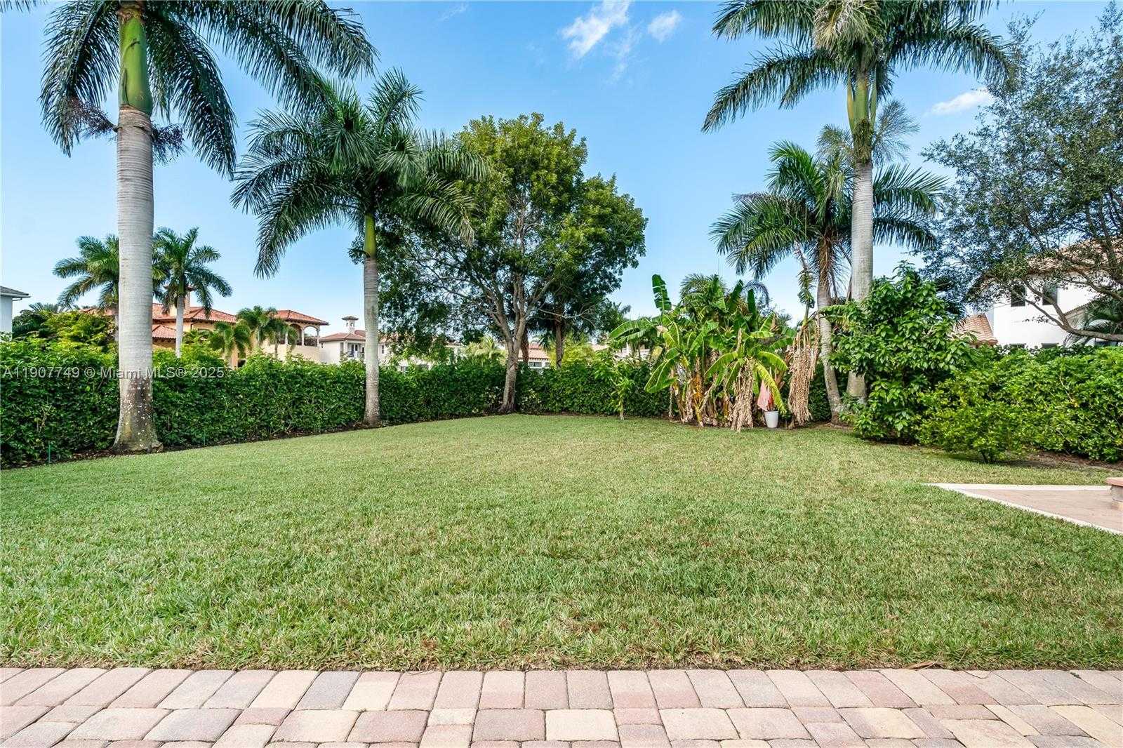 Small Image of 12008 NORTH WEST 69TH CT #12008, Parkland Number 87