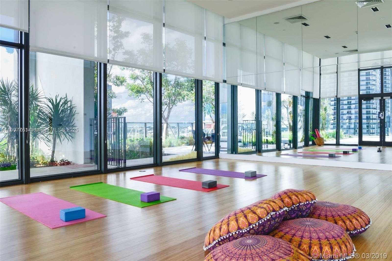 Small Image of 1600 NORTH EAST 1 #1005, Miami Number 20