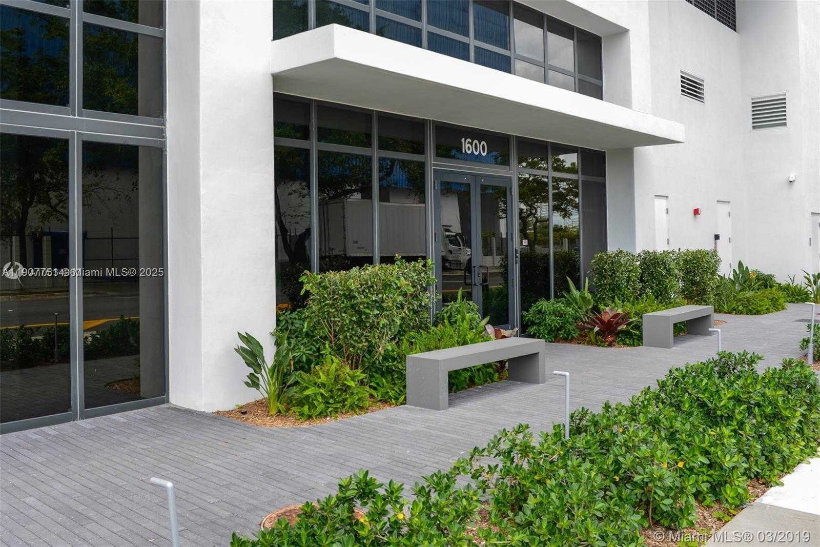 Small Image of 1600 NORTH EAST 1 #1005, Miami Number 29