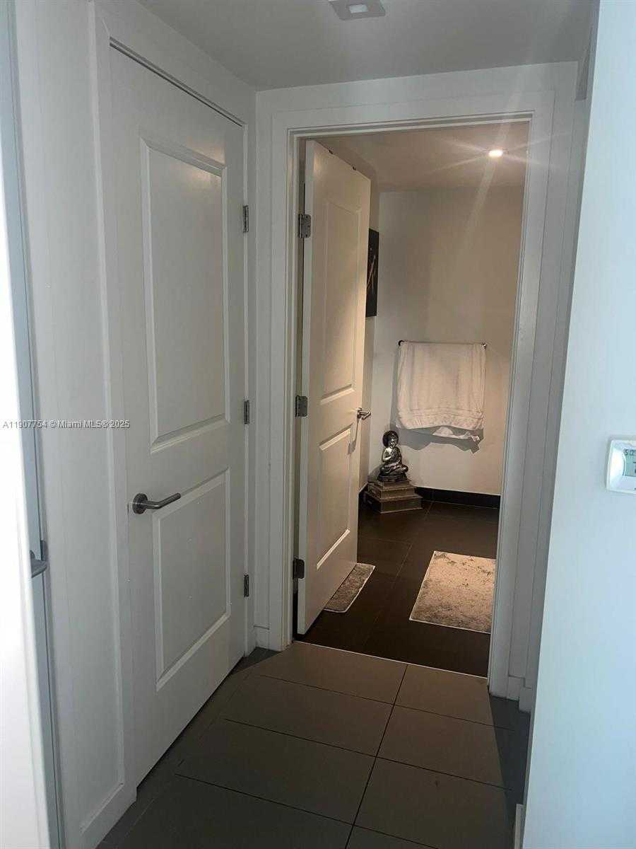 Small Image of 1600 NORTH EAST 1ST AVE #3012, Miami Number 15