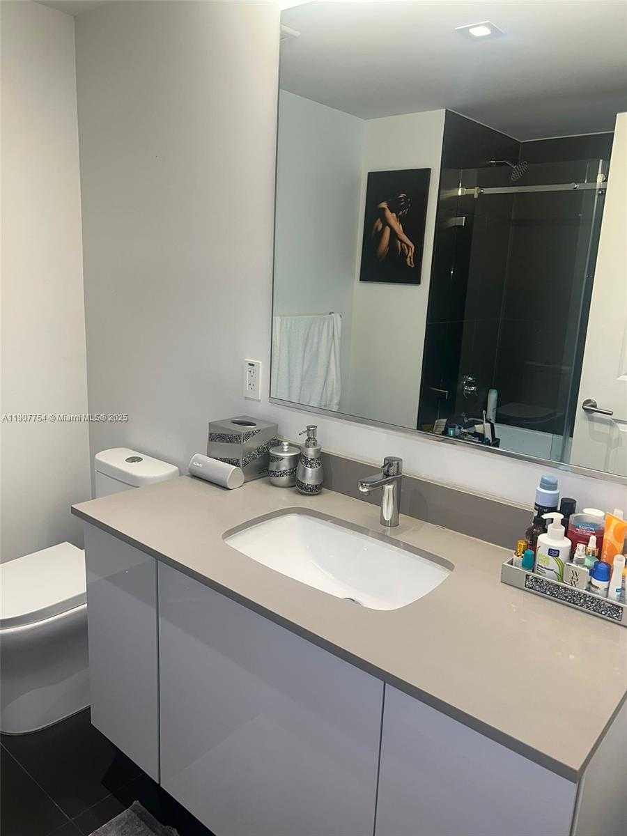 Small Image of 1600 NORTH EAST 1ST AVE #3012, Miami Number 24