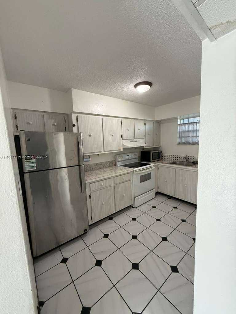 Small Image of 2498 SOUTH WEST 17TH AVE #4311, Miami Number 1