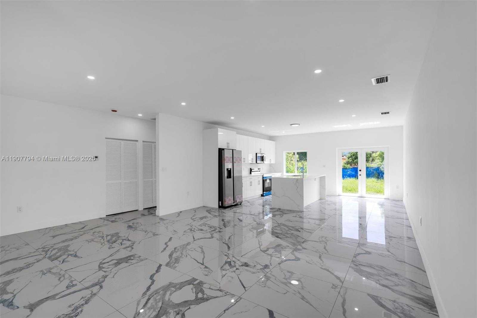 Small Image of 11870 SOUTH WEST 220TH ST #A, Miami Number 14