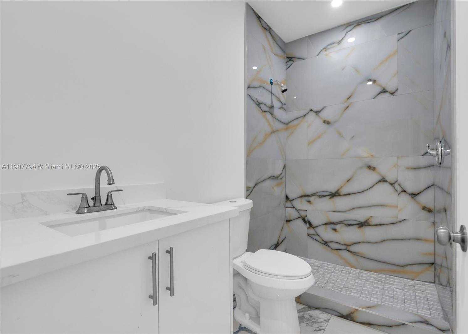 Small Image of 11870 SOUTH WEST 220TH ST #A, Miami Number 28