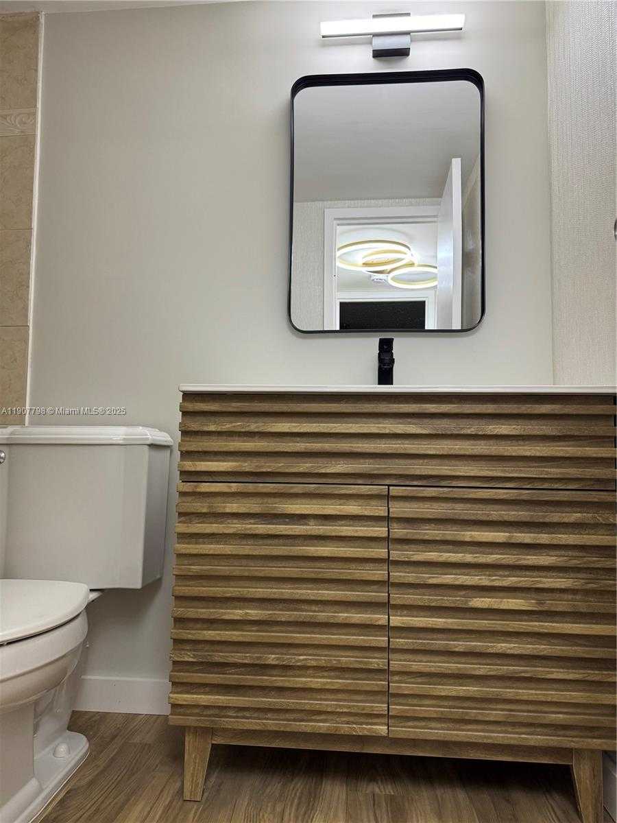 Small Image of 501 THREE ISLANDS BLVD #206, Hallandale Beach Number 3