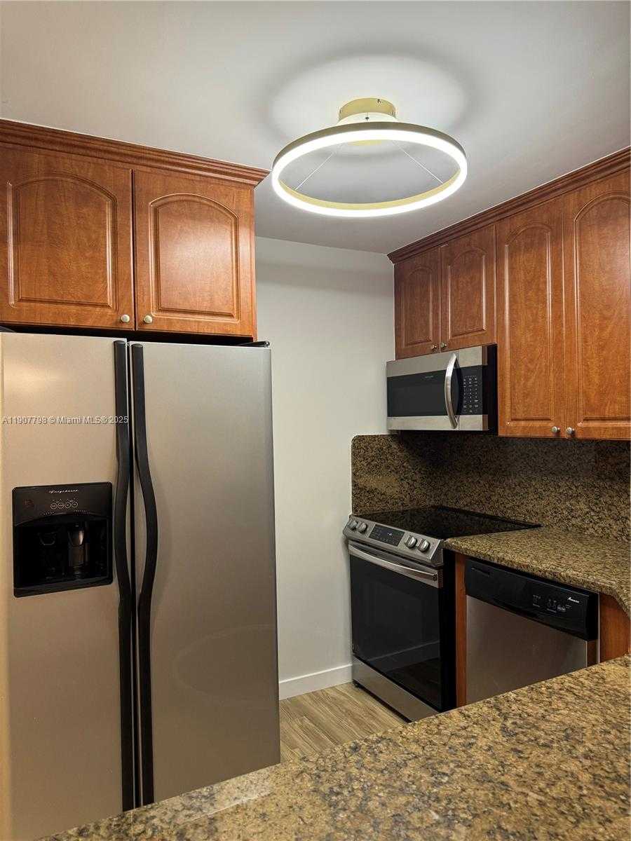 Small Image of 501 THREE ISLANDS BLVD #206, Hallandale Beach Number 5