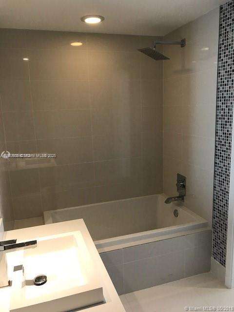 Small Image of 55 SOUTH WEST 9TH ST #2510, Miami Number 11