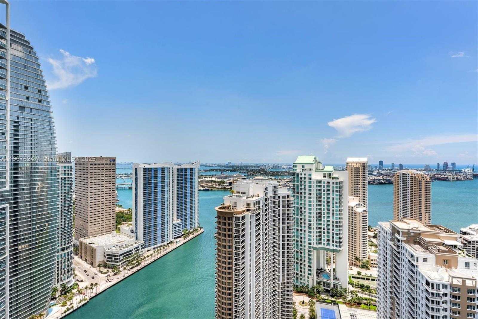 Small Image of 495 BRICKELL AVE #4502, Miami Number 11