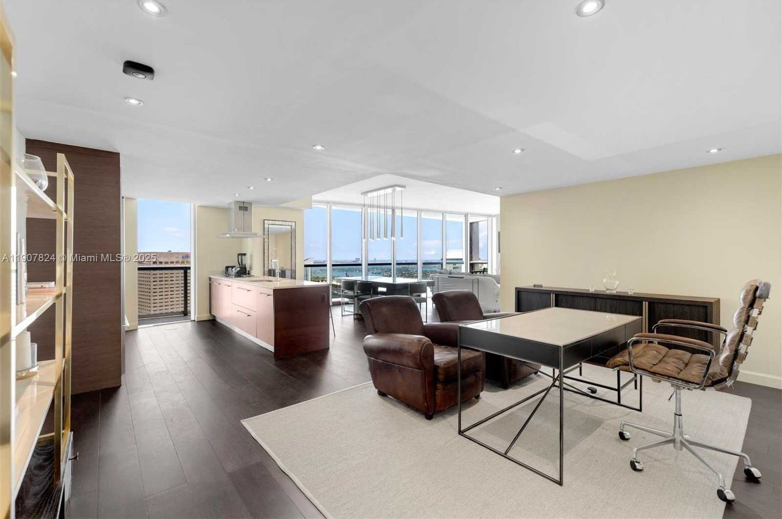 Small Image of 495 BRICKELL AVE #4502, Miami Number 5