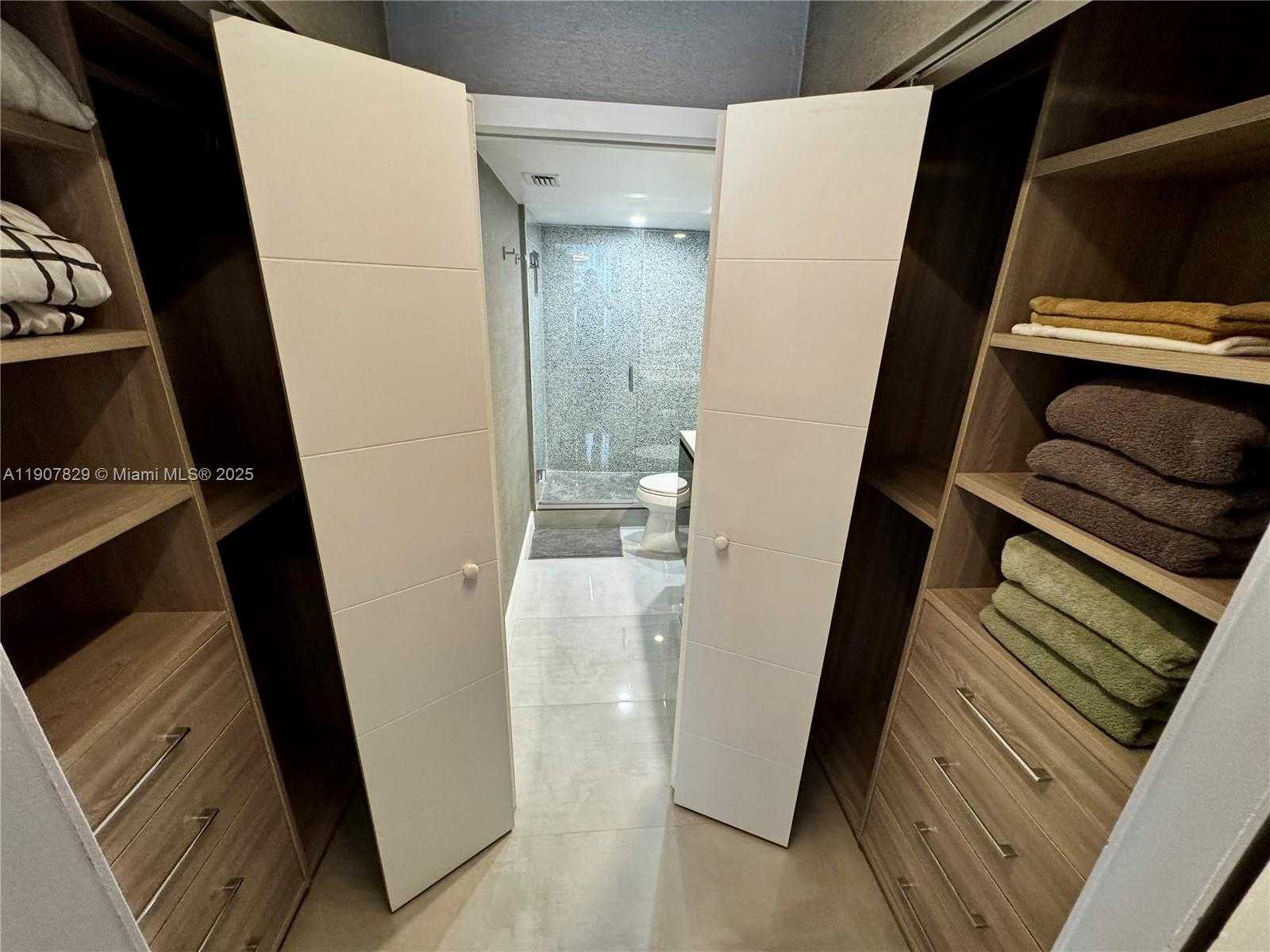 Small Image of 19555 EAST COUNTRY CLUB DR #8304, Aventura Number 10