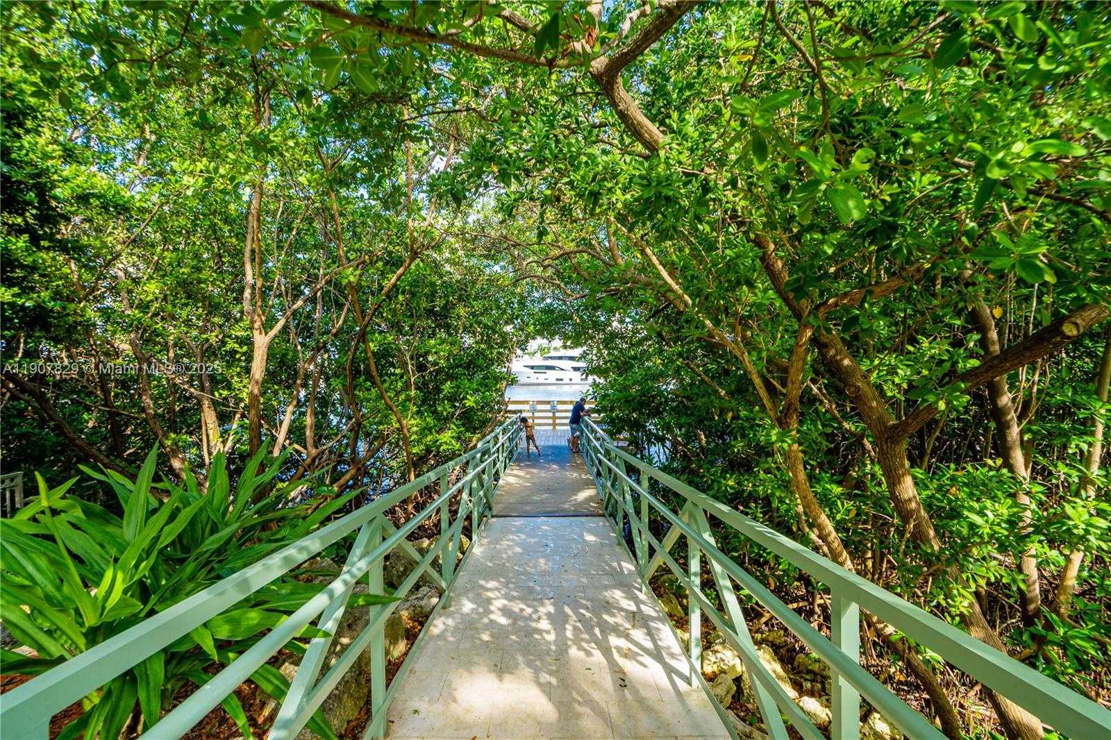 Small Image of 19555 EAST COUNTRY CLUB DR #8304, Aventura Number 25