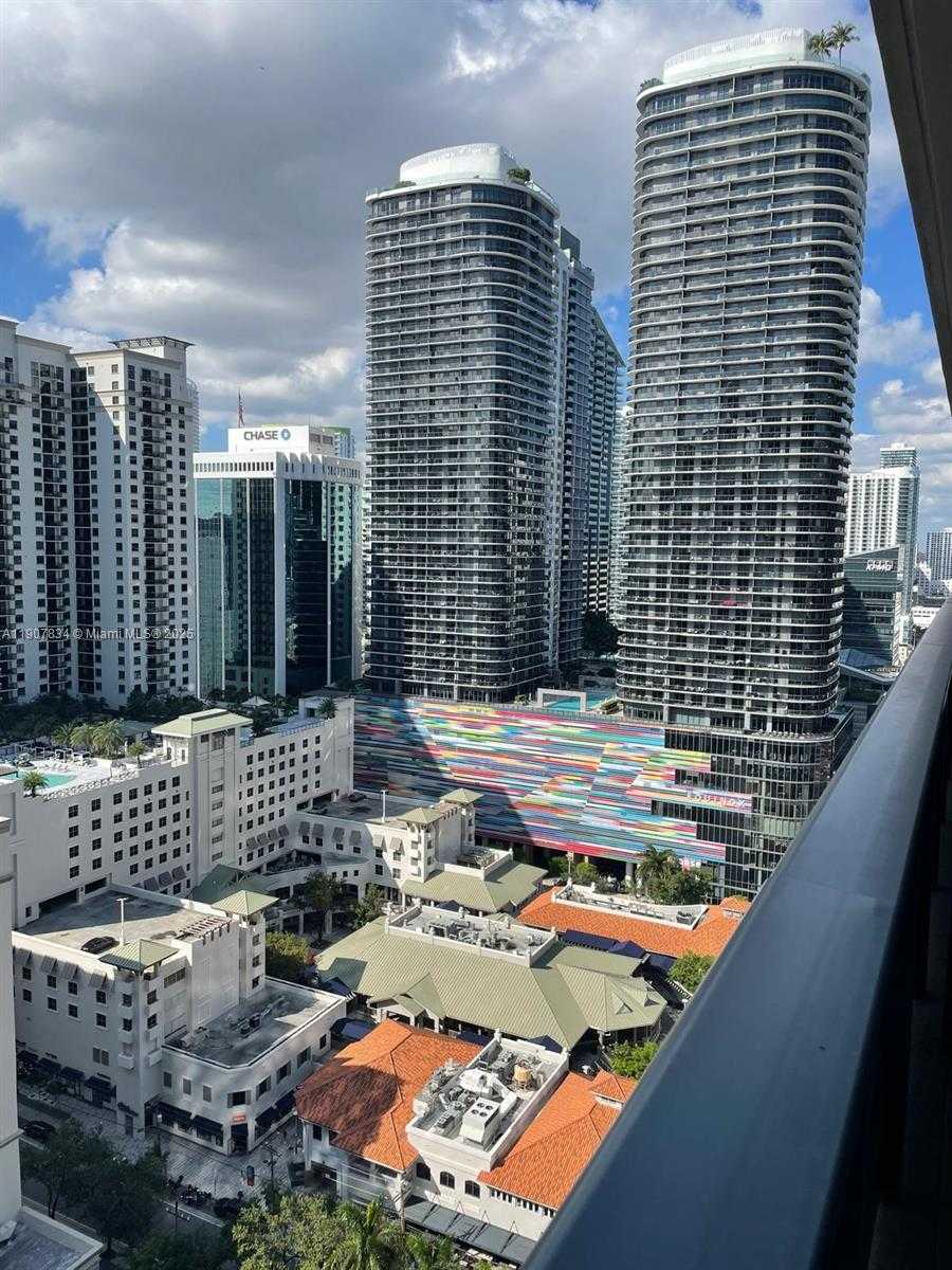 Small Image of 1000 BRICKELL PLZ #2404, Miami Number 1