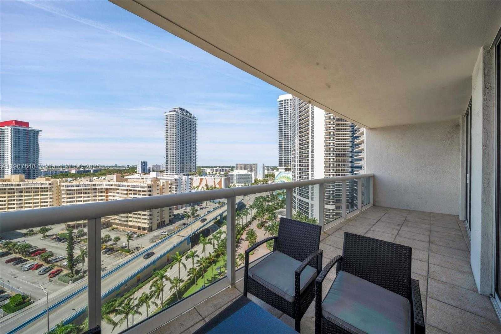 Small Image of 1850 SOUTH OCEAN DR #1609, Hallandale Beach Number 17