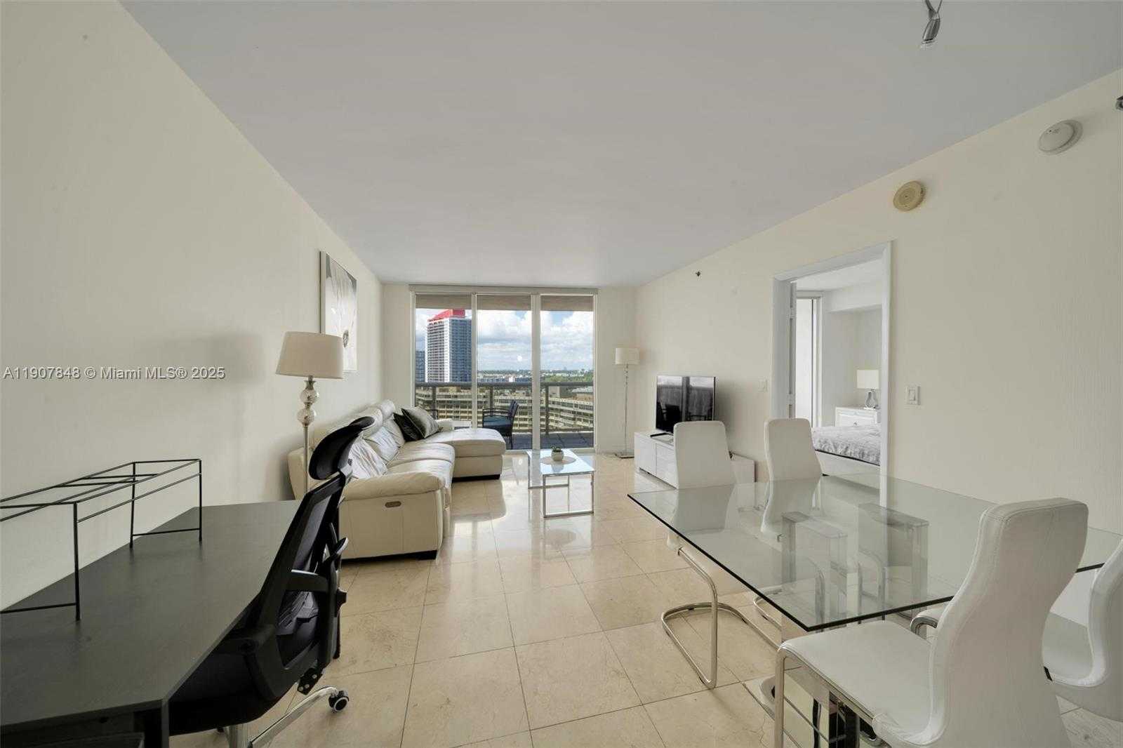 Small Image of 1850 SOUTH OCEAN DR #1609, Hallandale Beach Number 5