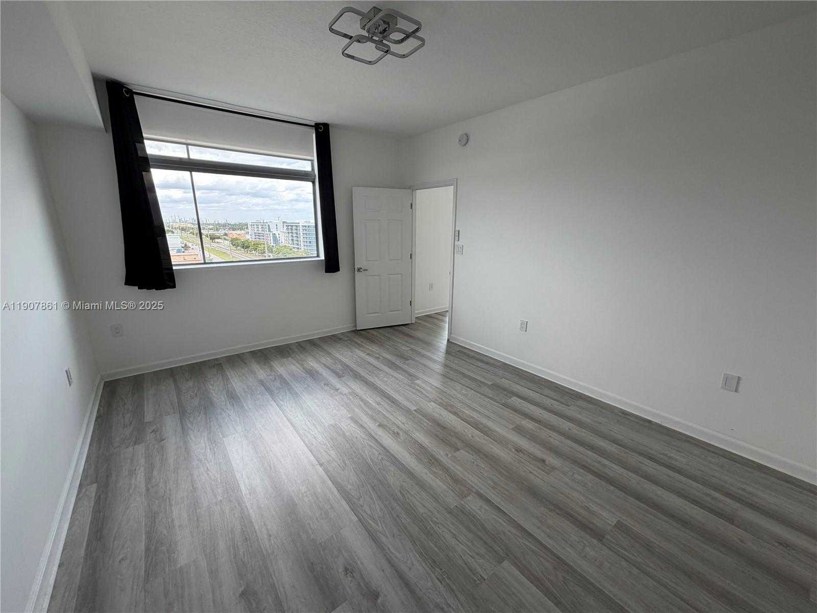 Small Image of 140 SOUTH DIXIE HWY #807, Hollywood Number 18