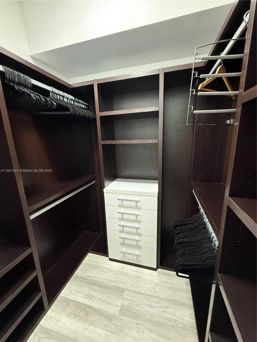 Small Image of 140 SOUTH DIXIE HWY #807, Hollywood Number 20