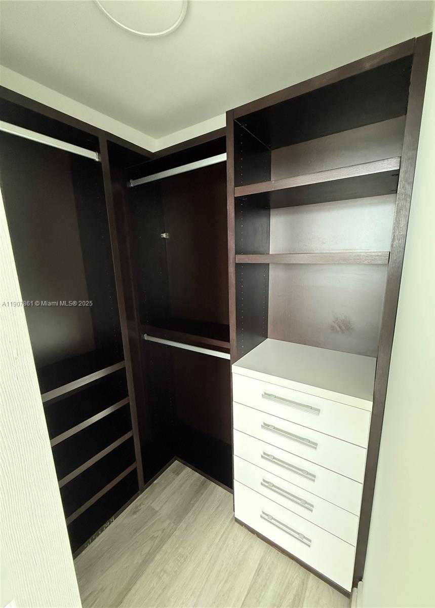 Small Image of 140 SOUTH DIXIE HWY #807, Hollywood Number 29