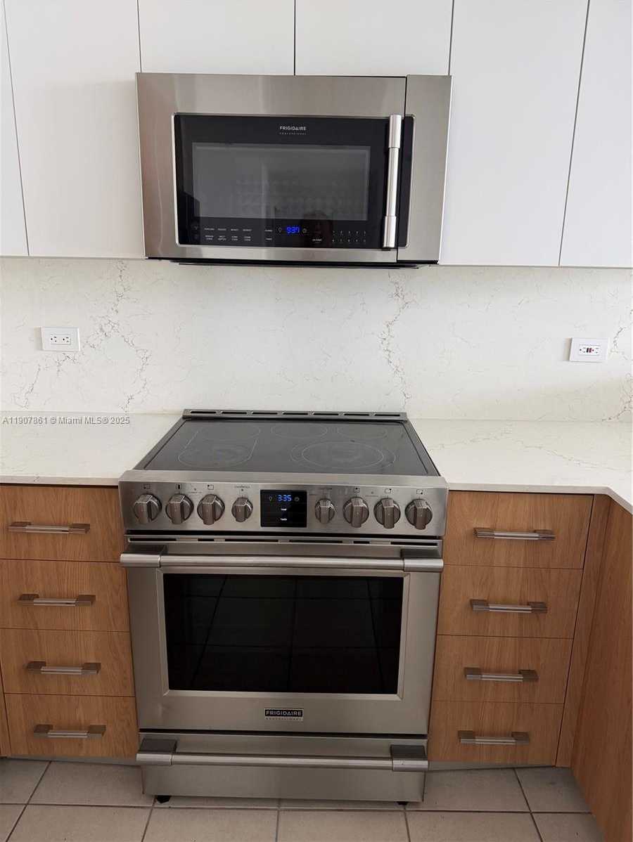 Small Image of 140 SOUTH DIXIE HWY #807, Hollywood Number 4