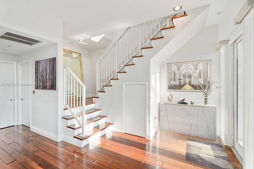 Small Image of 400 ALTON RD #TH-3M, Miami Beach Number 18