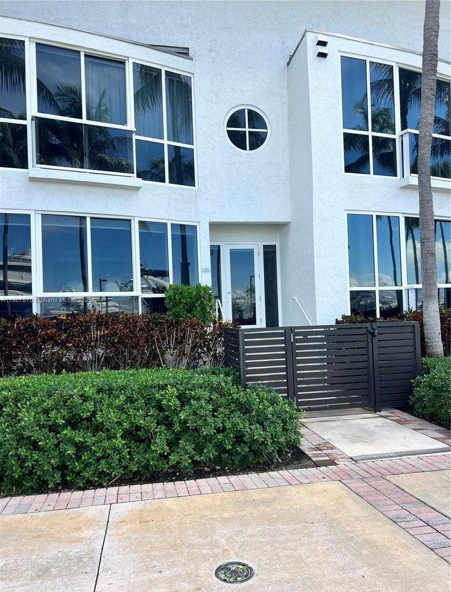 Small Image of 400 ALTON RD #TH-3M, Miami Beach Number 2