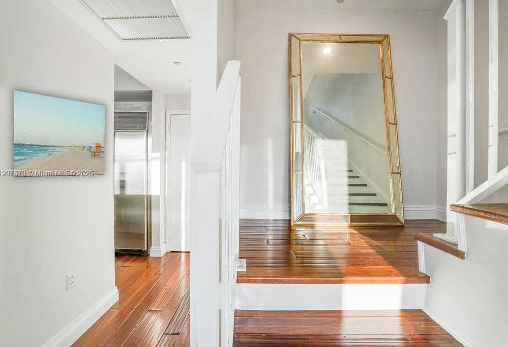 Small Image of 400 ALTON RD #TH-3M, Miami Beach Number 23