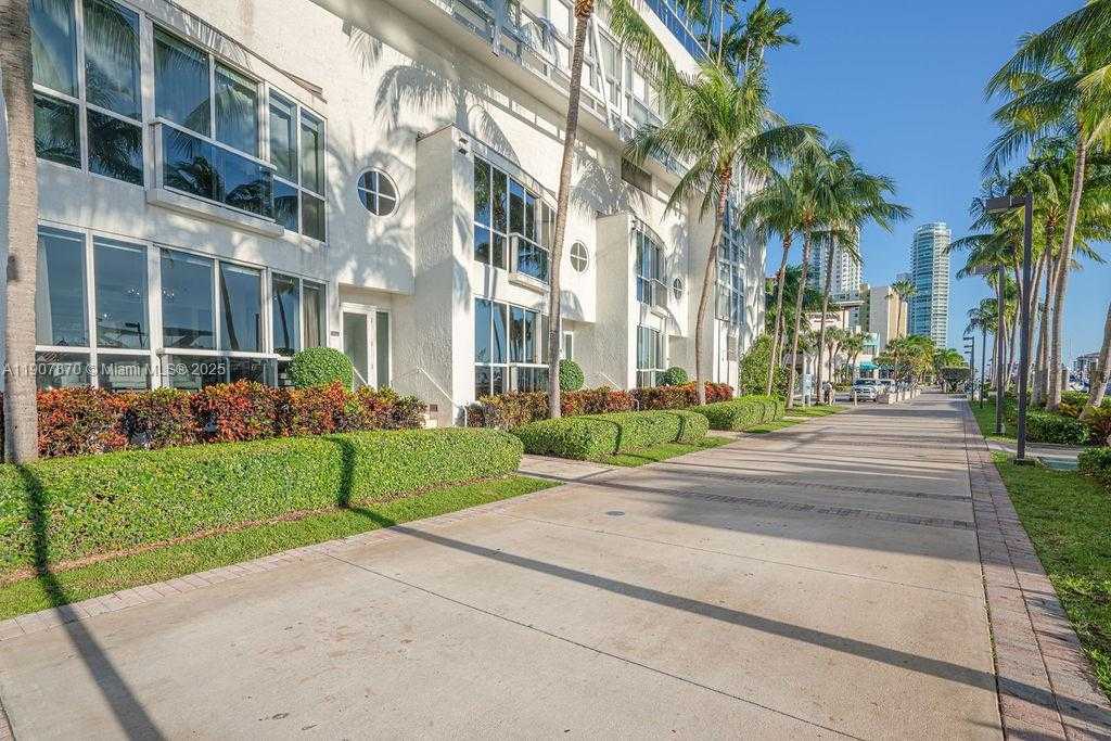 Small Image of 400 ALTON RD #TH-3M, Miami Beach Number 24