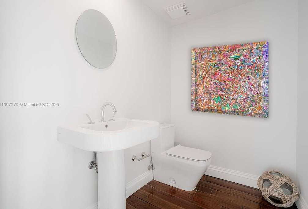 Small Image of 400 ALTON RD #TH-3M, Miami Beach Number 9