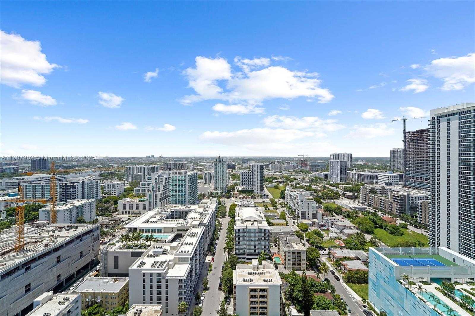 Small Image of 665 NORTH EAST 25TH ST #PHI-01, Miami Number 29