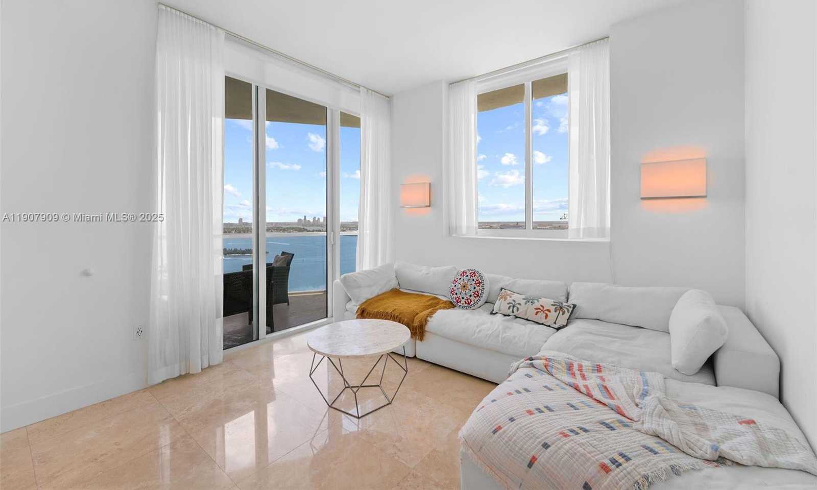 Small Image of 665 NORTH EAST 25TH ST #PHI-01, Miami Number 33