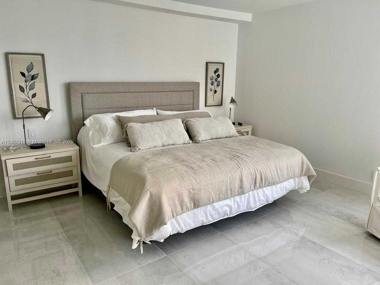 Small Image of 100 BAYVIEW DR #2005, Sunny Isles Beach Number 19