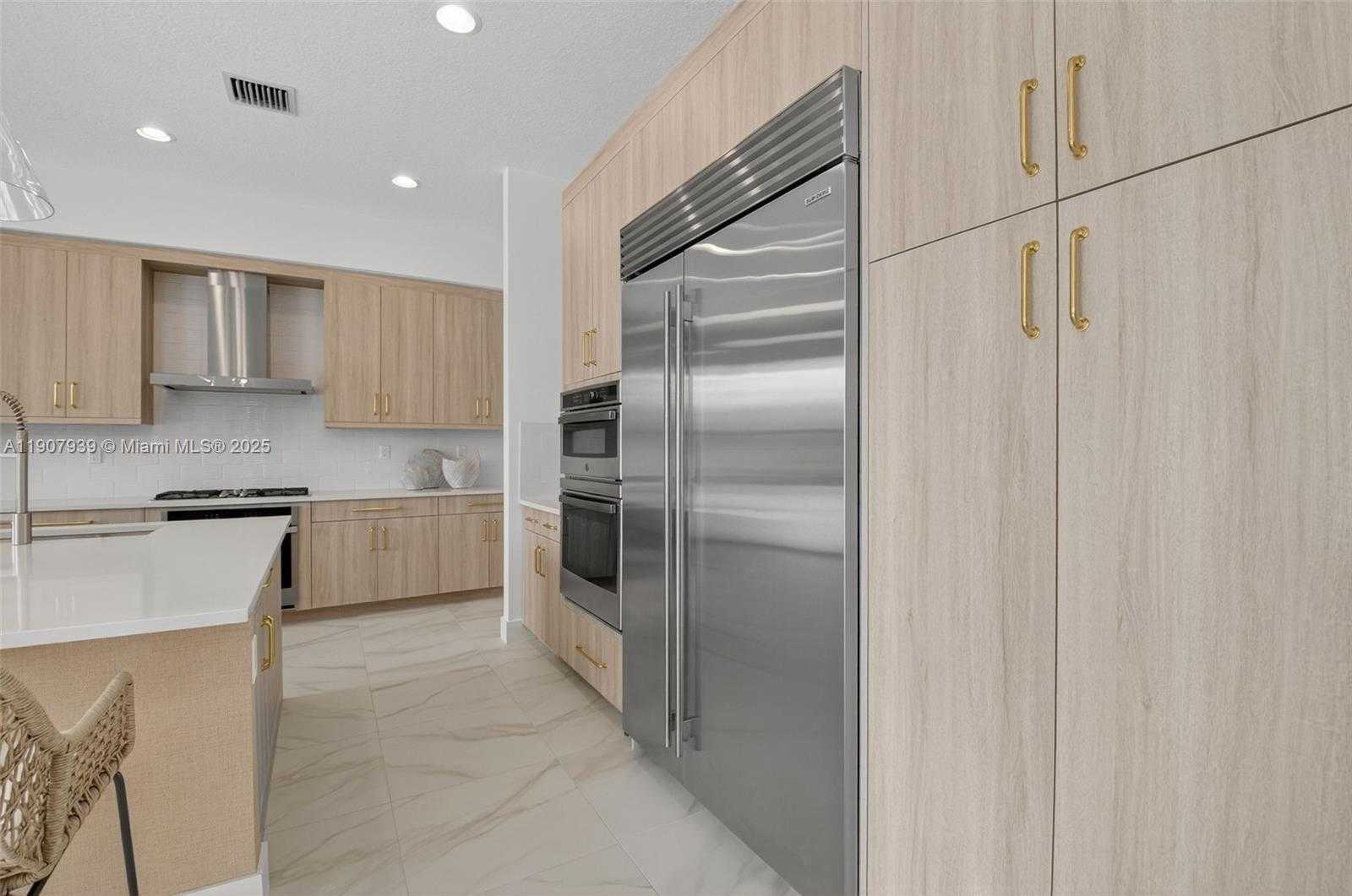 Small Image of 8356 ROYAL COUNTY DOWN RD #454, Boca Raton Number 16