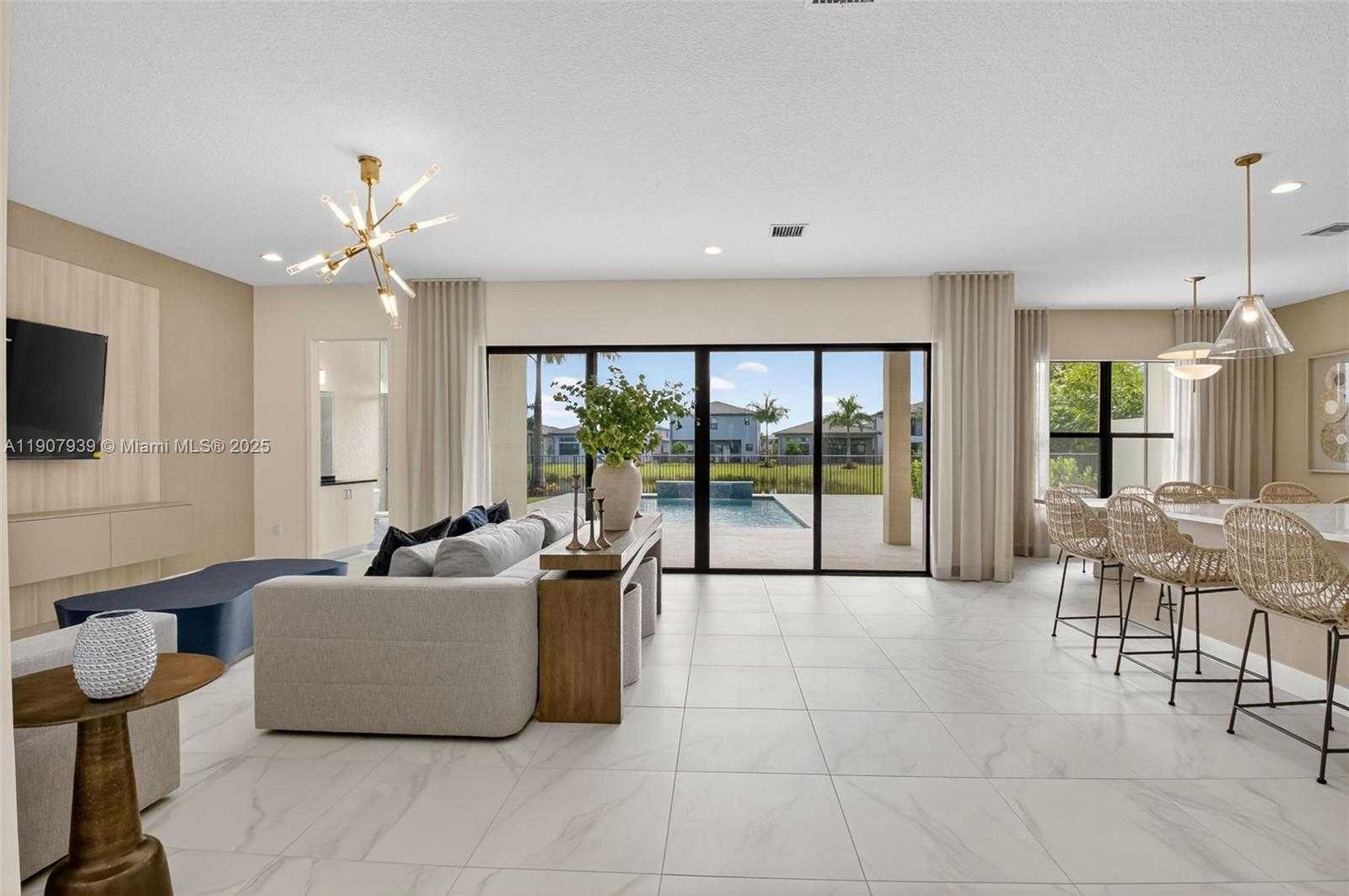 Small Image of 8356 ROYAL COUNTY DOWN RD #454, Boca Raton Number 23
