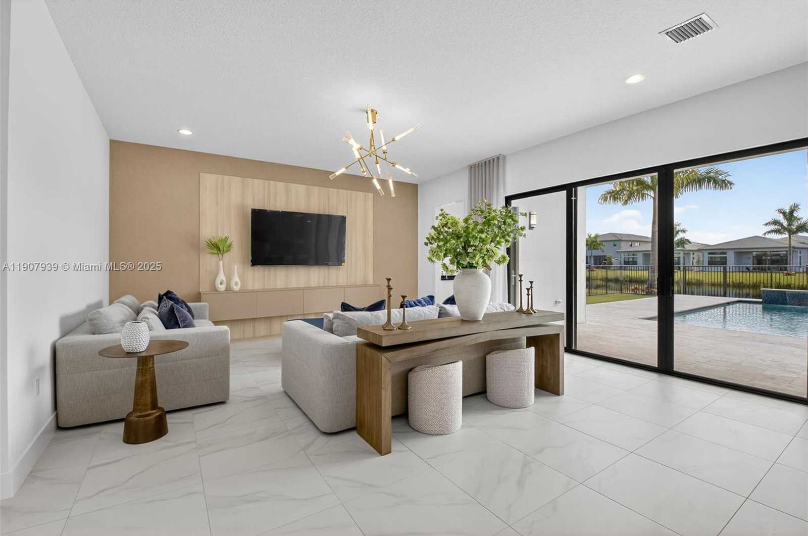 Small Image of 8356 ROYAL COUNTY DOWN RD #454, Boca Raton Number 24