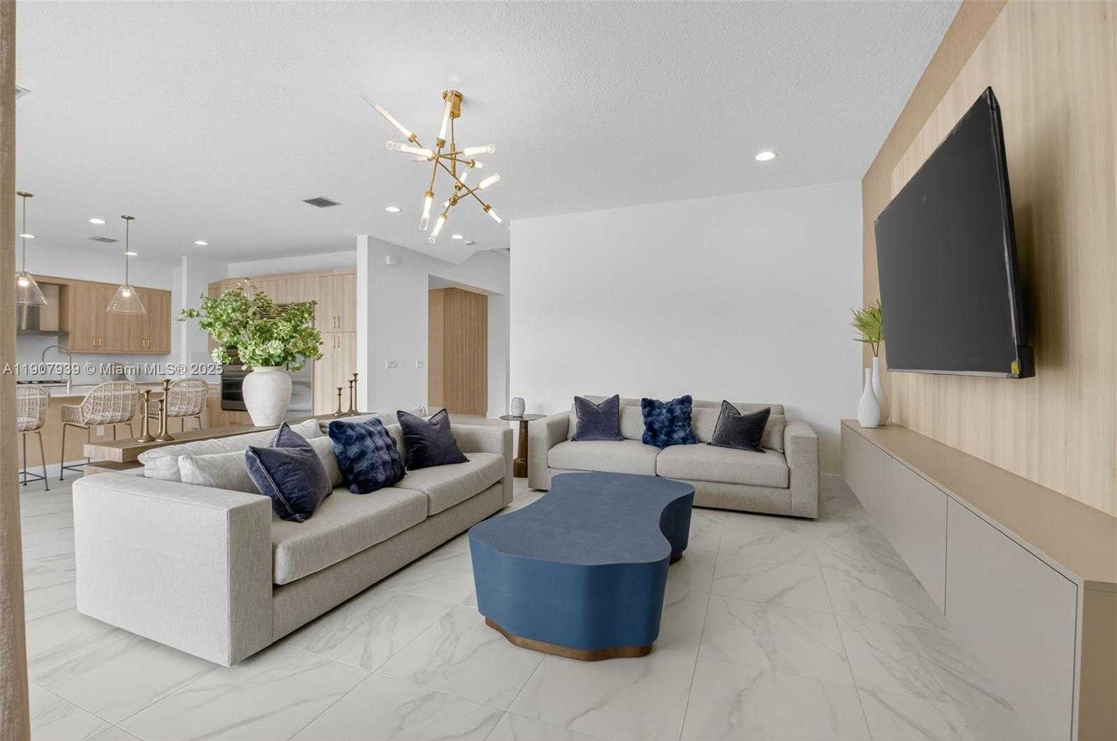 Small Image of 8356 ROYAL COUNTY DOWN RD #454, Boca Raton Number 26