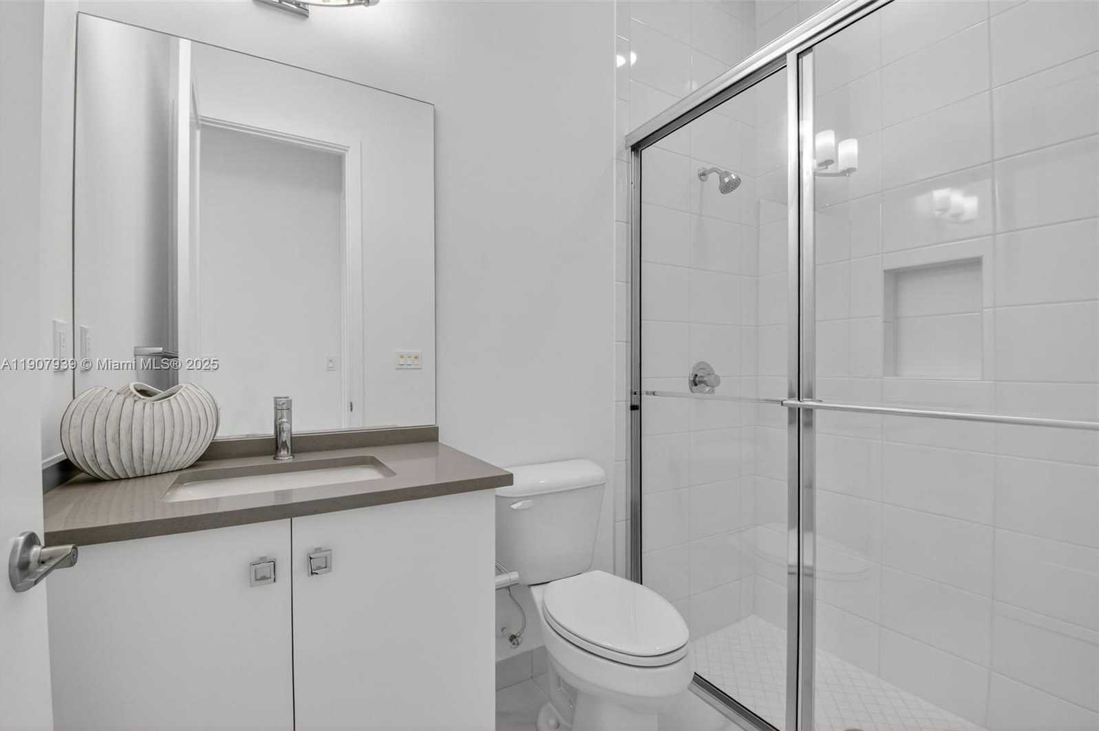 Small Image of 8356 ROYAL COUNTY DOWN RD #454, Boca Raton Number 40