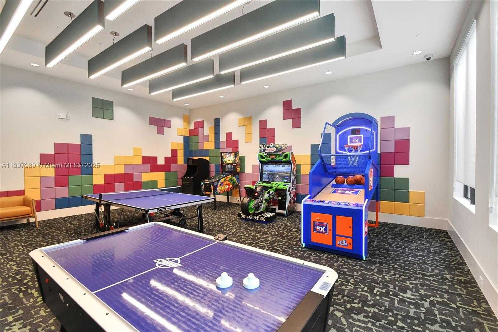 Small Image of 8356 ROYAL COUNTY DOWN RD #454, Boca Raton Number 46