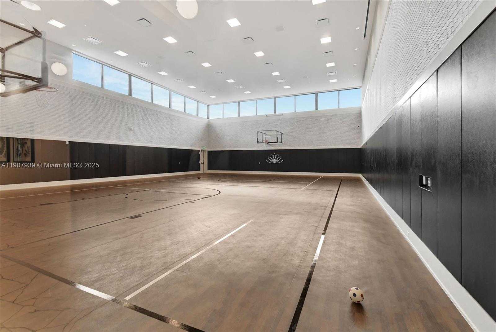 Small Image of 8356 ROYAL COUNTY DOWN RD #454, Boca Raton Number 48