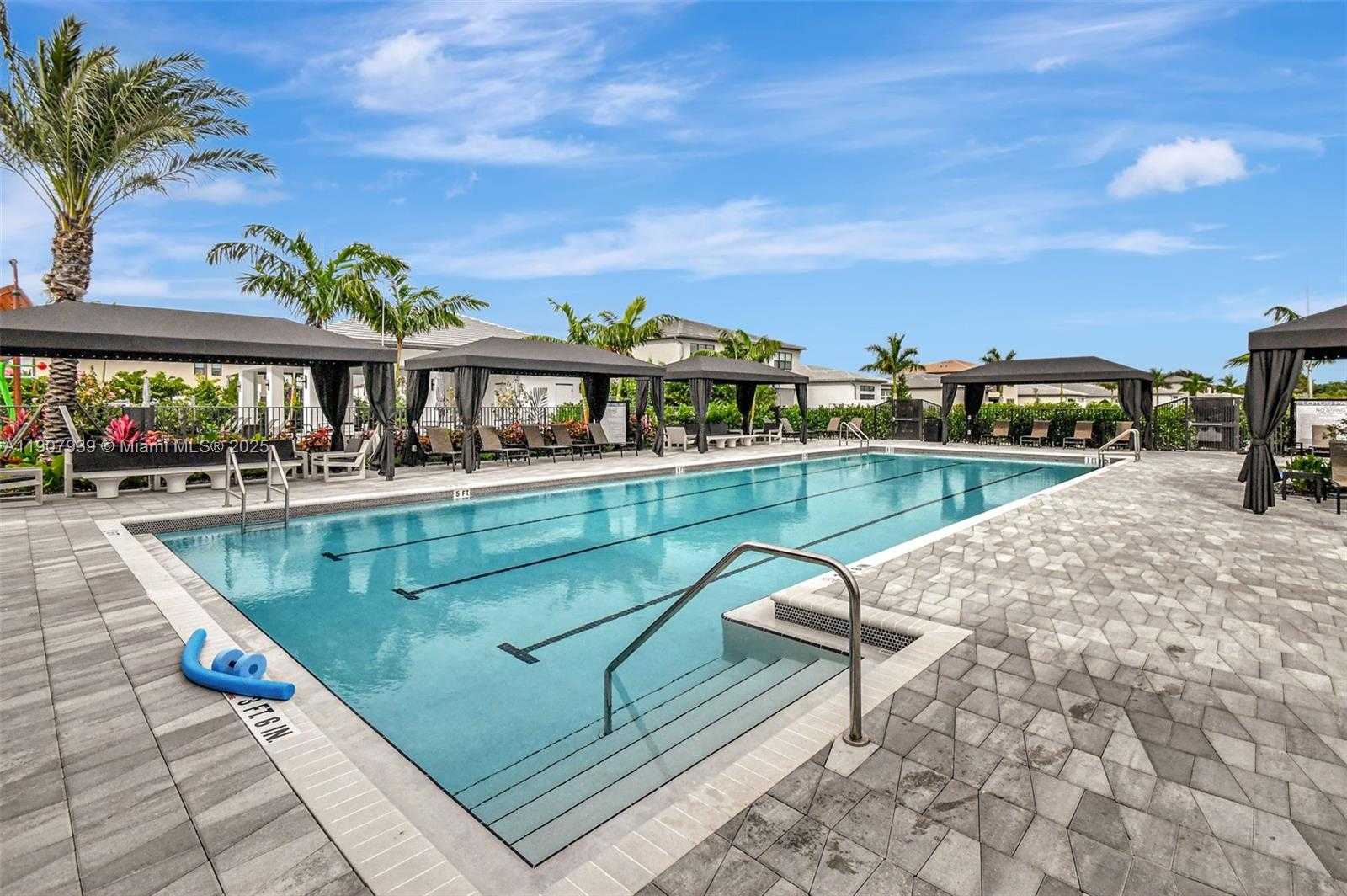 Small Image of 8356 ROYAL COUNTY DOWN RD #454, Boca Raton Number 59