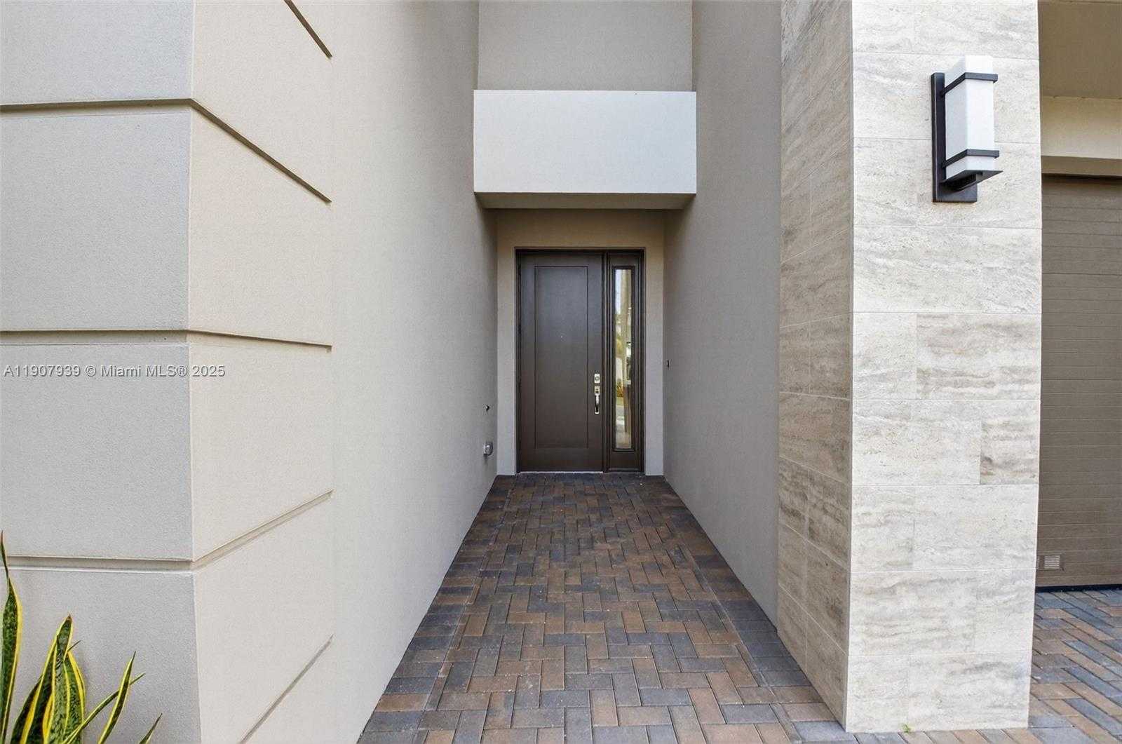 Small Image of 8356 ROYAL COUNTY DOWN RD #454, Boca Raton Number 6