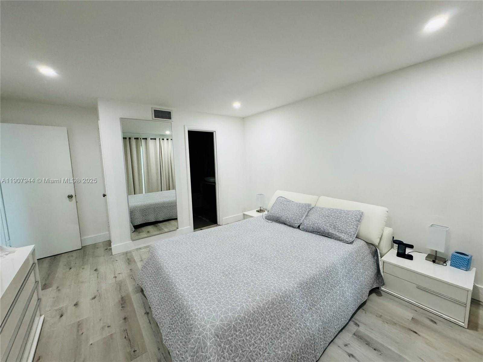 Small Image of 1555 WEST 44TH PL #214D, Hialeah Number 16