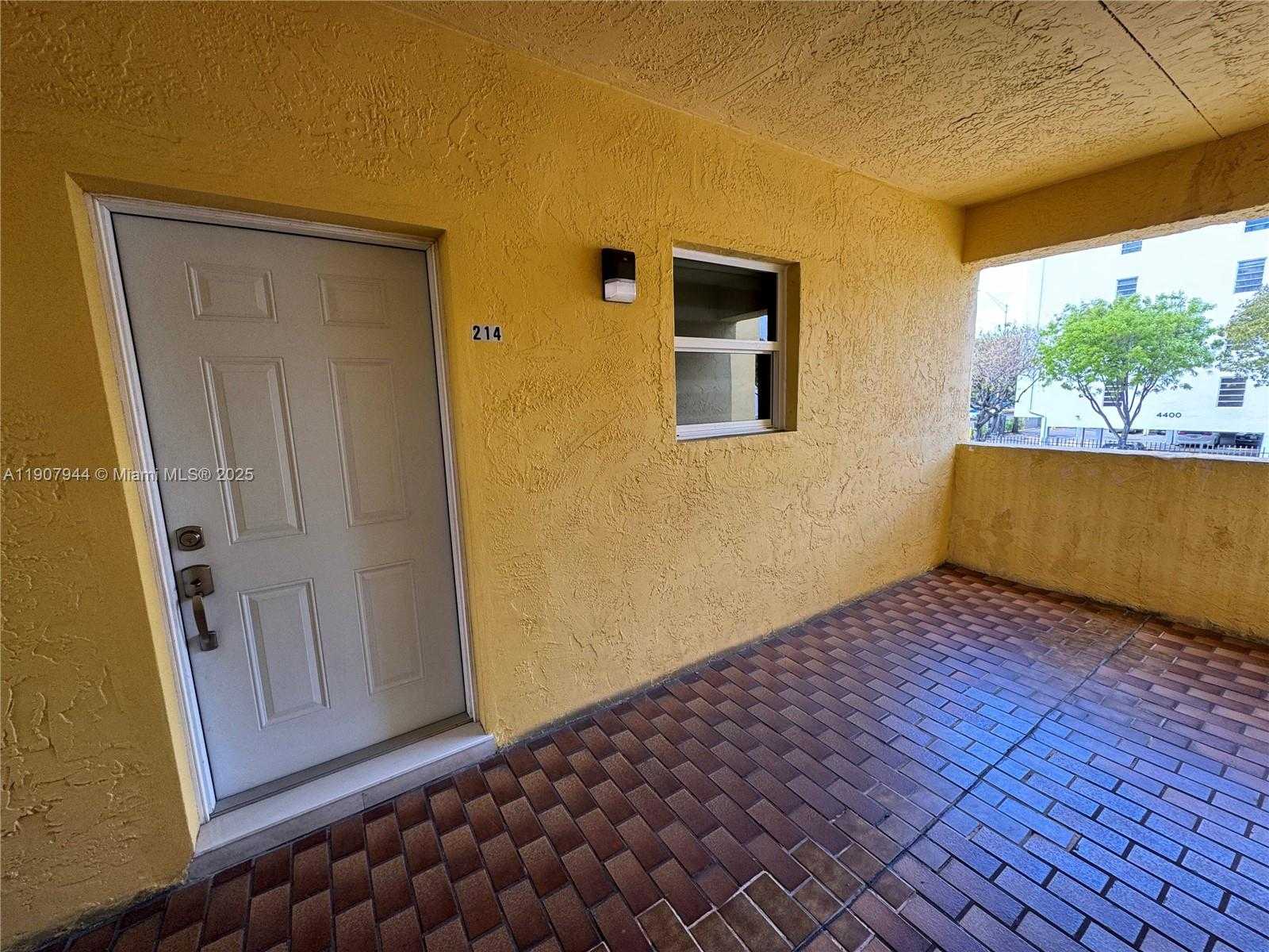 Small Image of 1555 WEST 44TH PL #214D, Hialeah Number 27