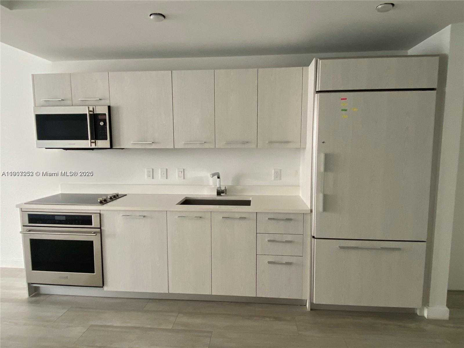 Small Image of 55 SOUTH WEST 9TH ST #2409, Miami Number 2