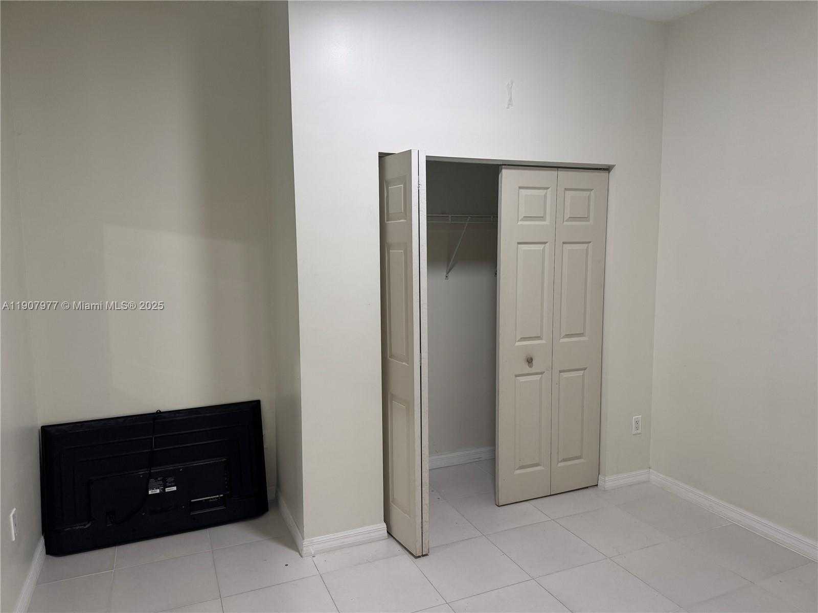 Small Image of 12800 SOUTH WEST 222ND ST, Miami Number 11