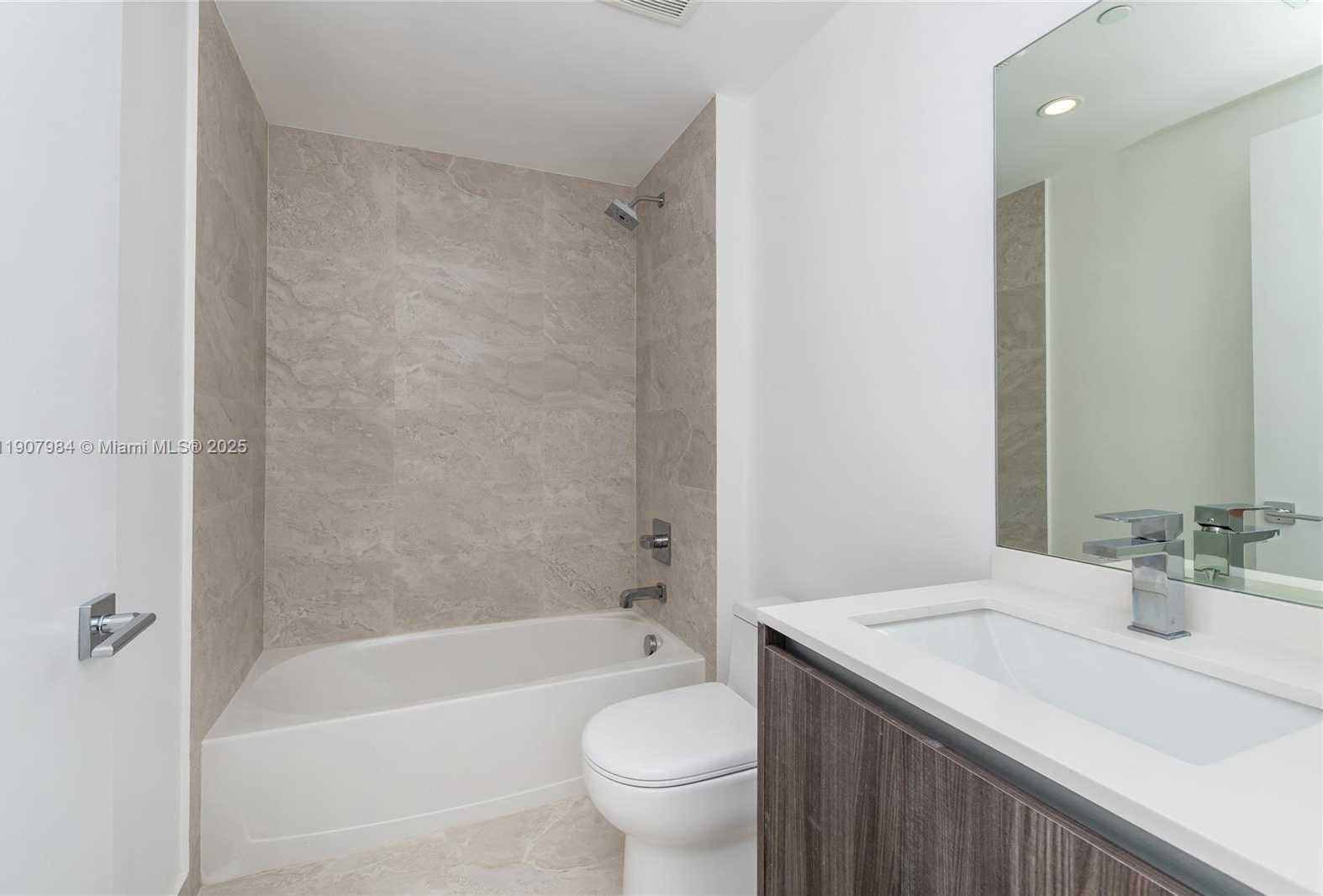 Small Image of 488 NORTH EAST 18TH ST #2810, Miami Number 17