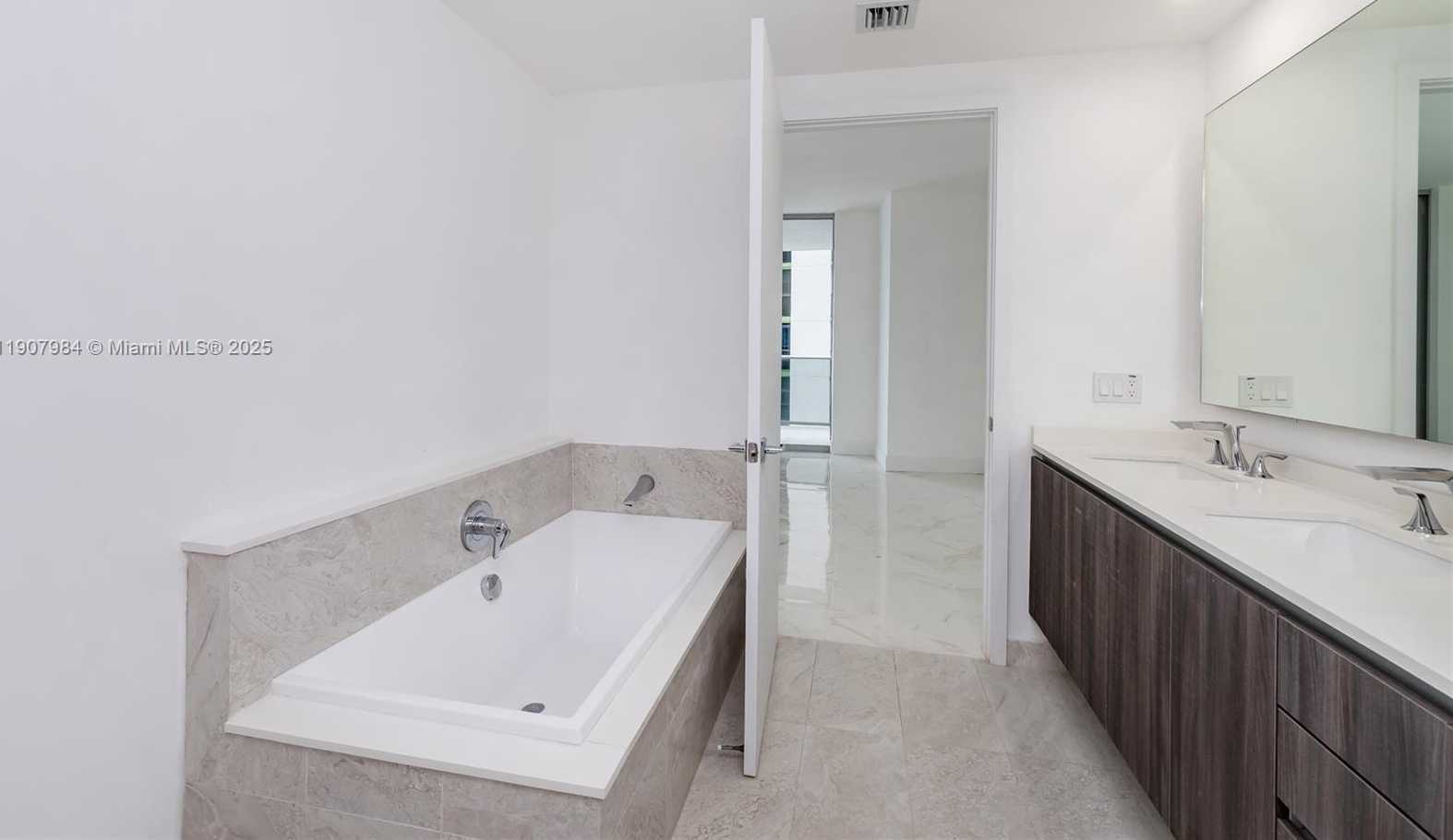 Small Image of 488 NORTH EAST 18TH ST #2810, Miami Number 20